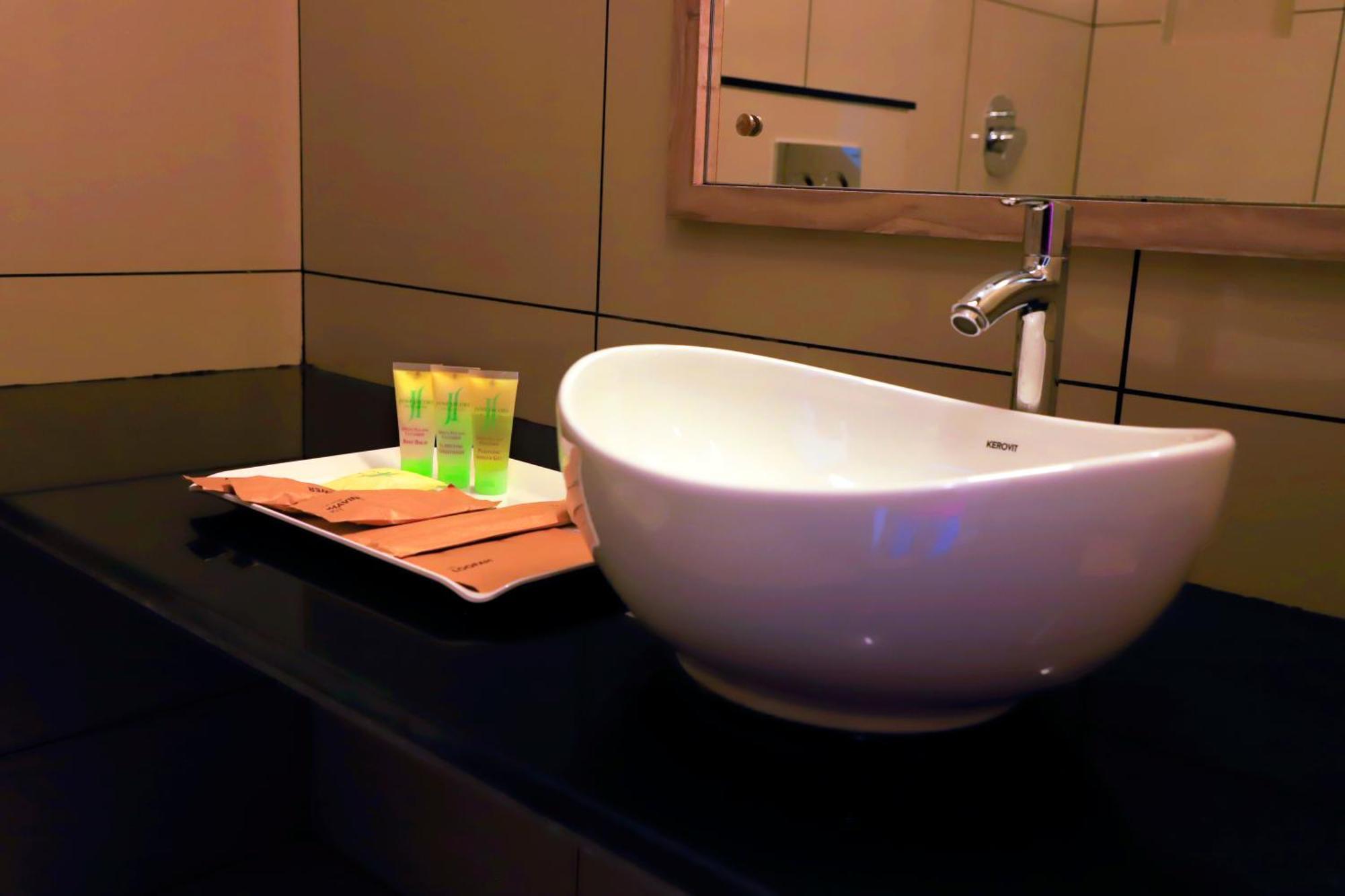 Serene Aqua Hills Kozhikode Hotel Mennanyam Екстериор снимка